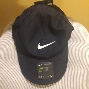 NEW Nike Featherlight Womens Hat